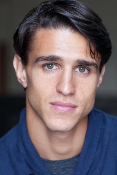 Joe LoCicero as Lennie in Finding Famiglia