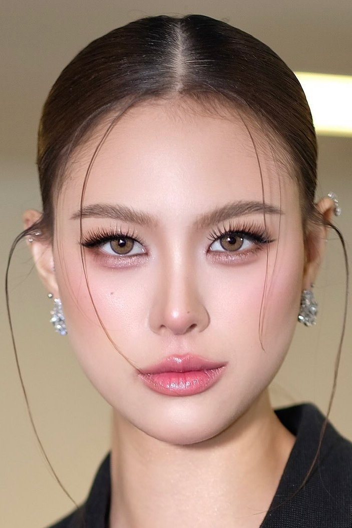 เฌอเอม ชญาธนุส ศรทัตต์ as Wolf - Vuttika Saehsue in Unlimited Love
