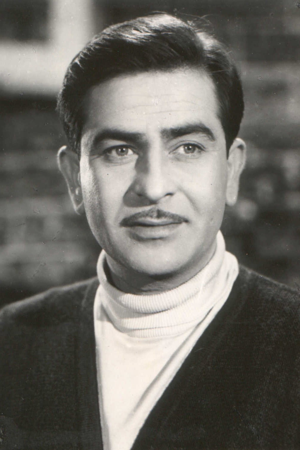 Raj Kapoor as Raju in Ashiana