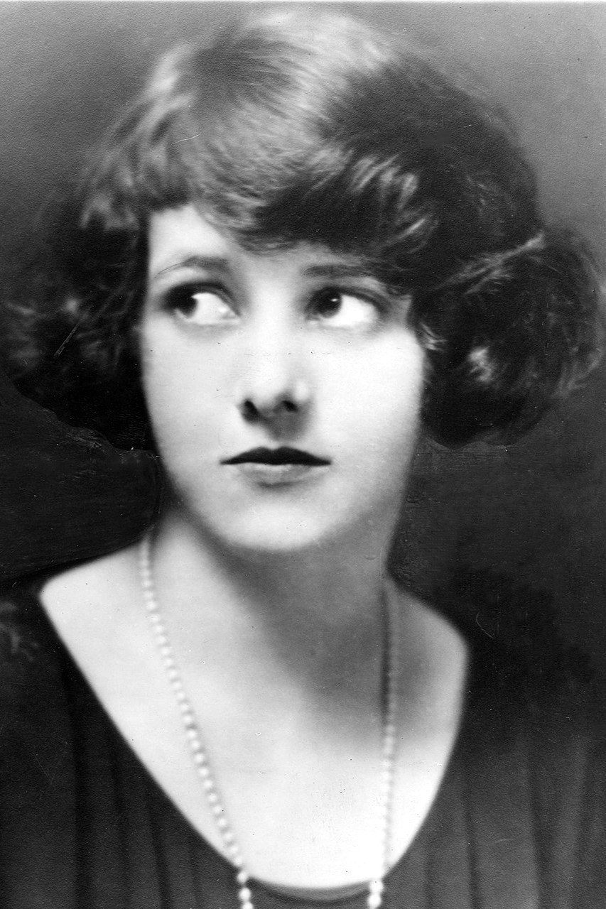 Faire Binney as Helen Morely in A Wide Open Town
