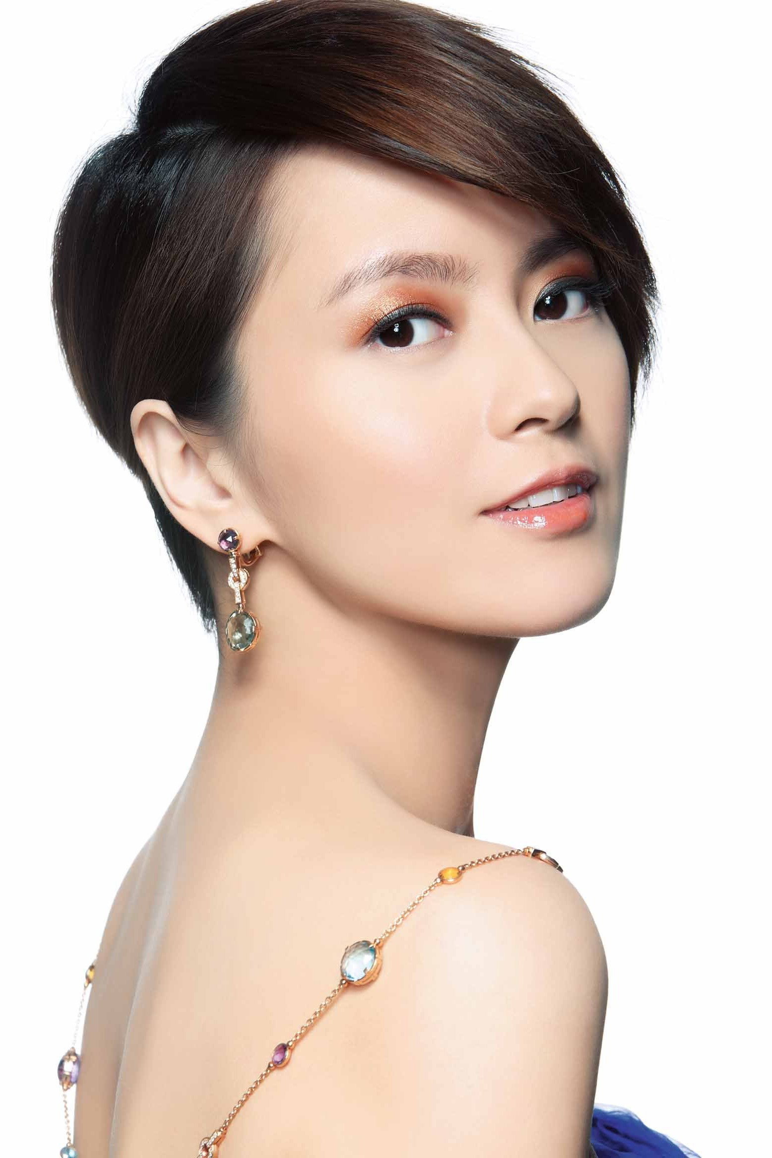 梁詠琪 as Erika in The Avenging Fist