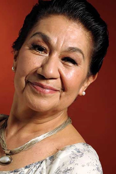 Angelina Peláez as Abuela in ¡Que viva México!
