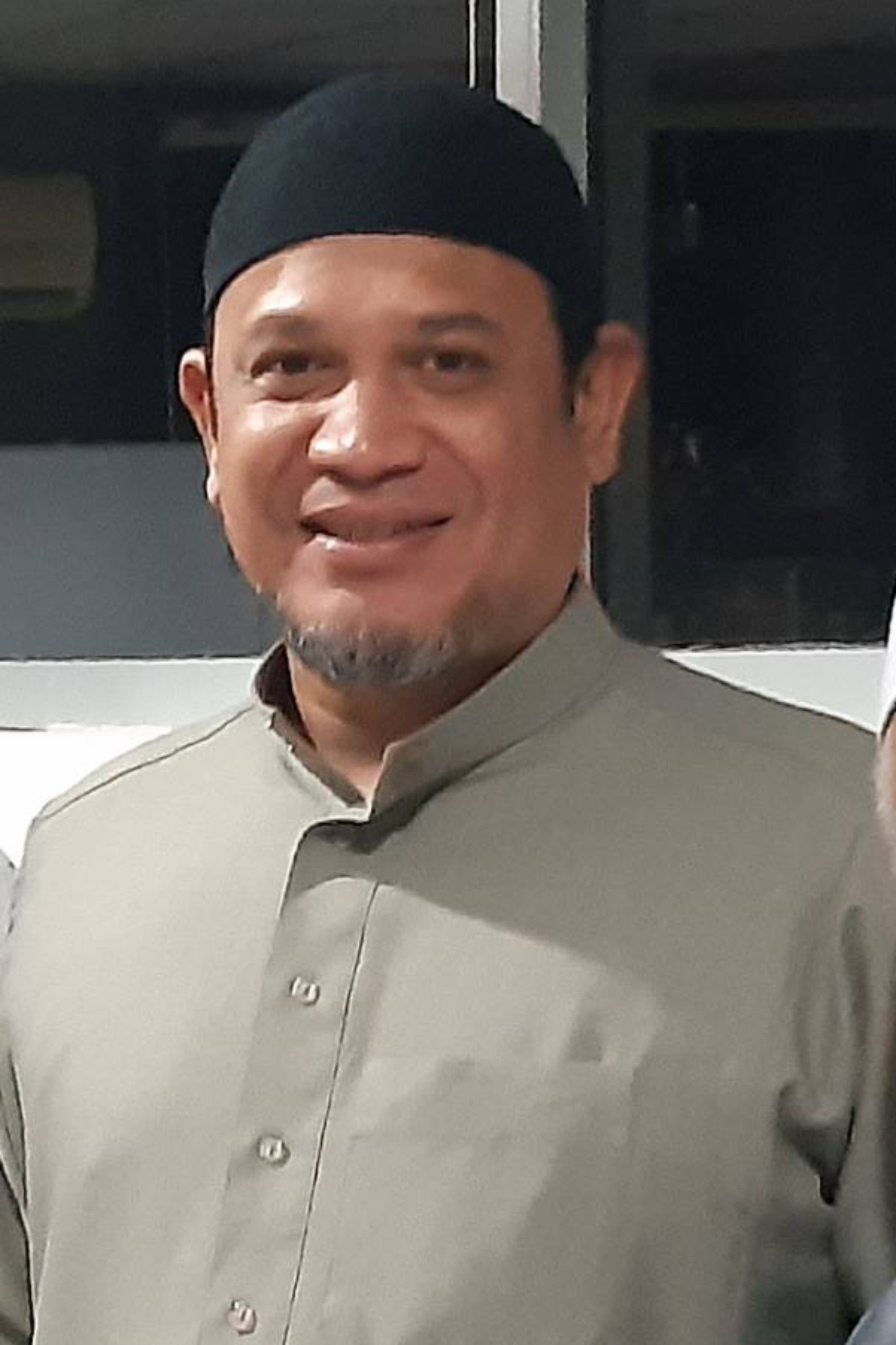 Hairie Othman as Tuan Anuar in Legasi: Bomba the Movie