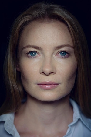 Karolina Chapko as Dorota Polańska in Ultraviolet