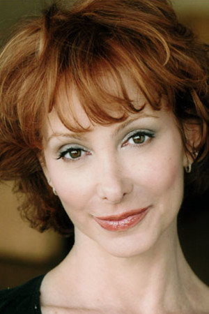 Jill Jacobson as Mom in The Circle