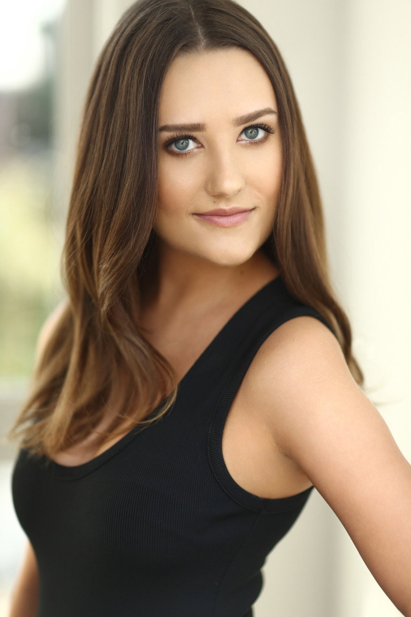Geena Meszaros as Ivana DeKirk in Soul's Road