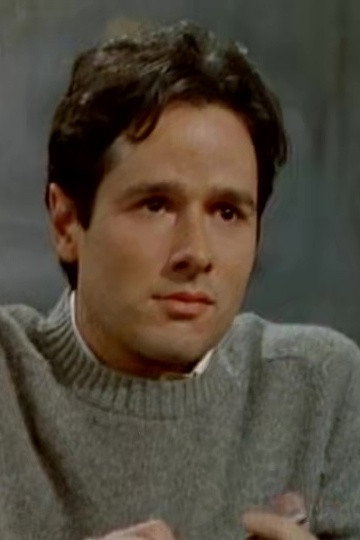 Mark Schubb as Scott Kirkridge in Condo