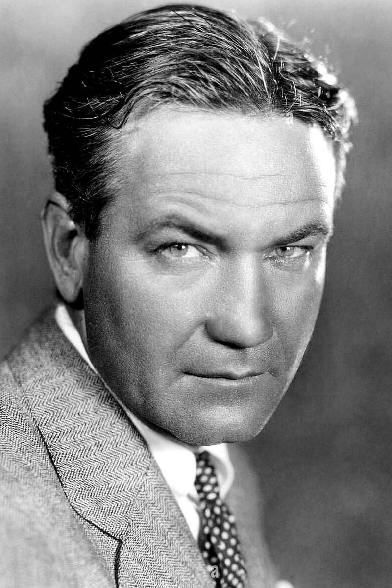 Victor Fleming as Self (archive footage) in Oz