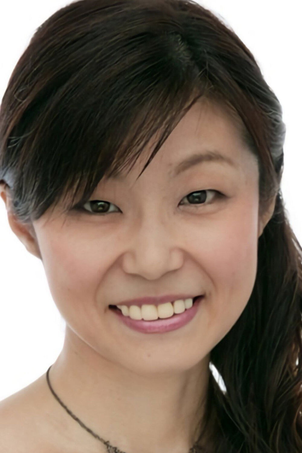 嶋方淳子 as Mika (voice) in Marriage: Kekkon