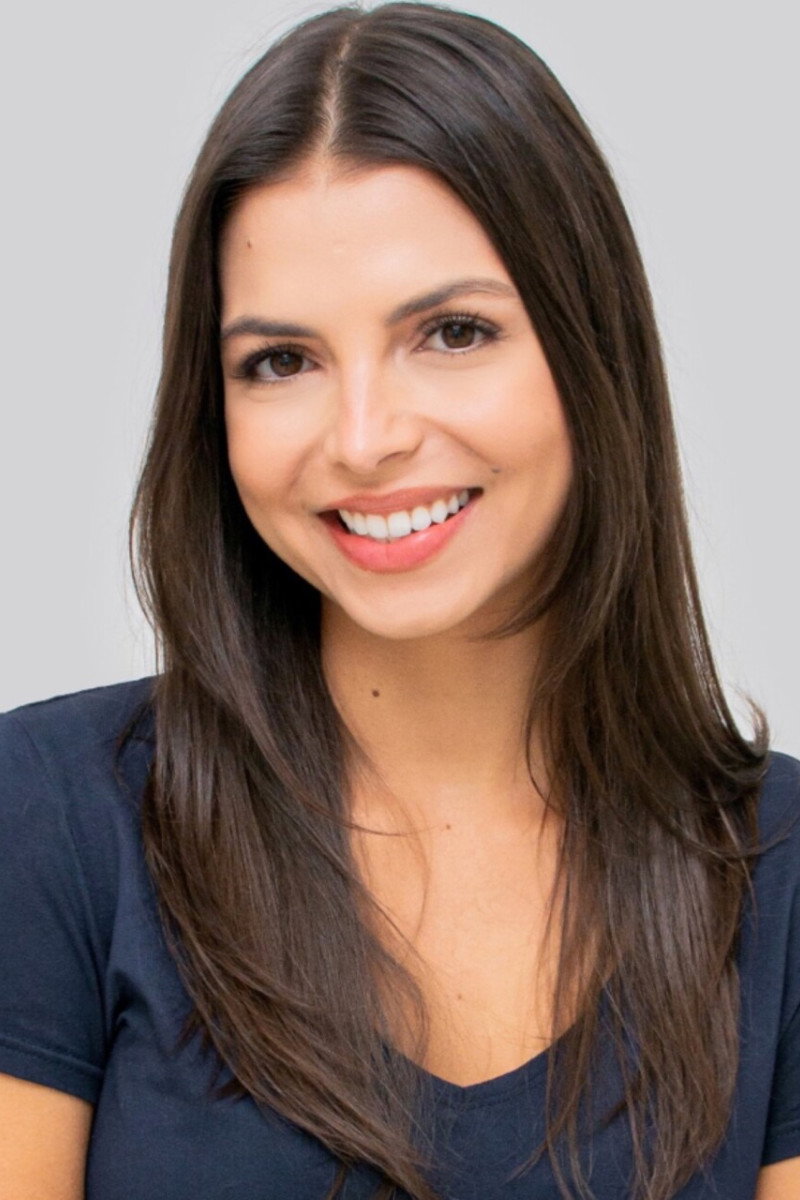 Monique Hortolani as Divina in C.I.C. - Central de Inteligência Cearense