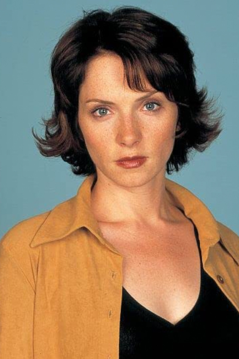 Tamara Marie Watson as Natalie in The Curve