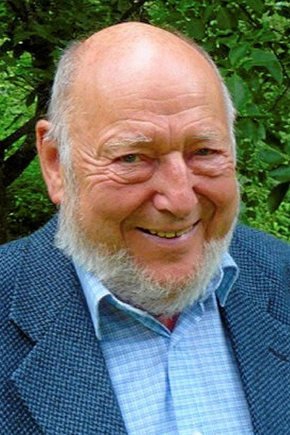 Claus-Ulrich Wiesner as Narrator in Ghosts from Outside