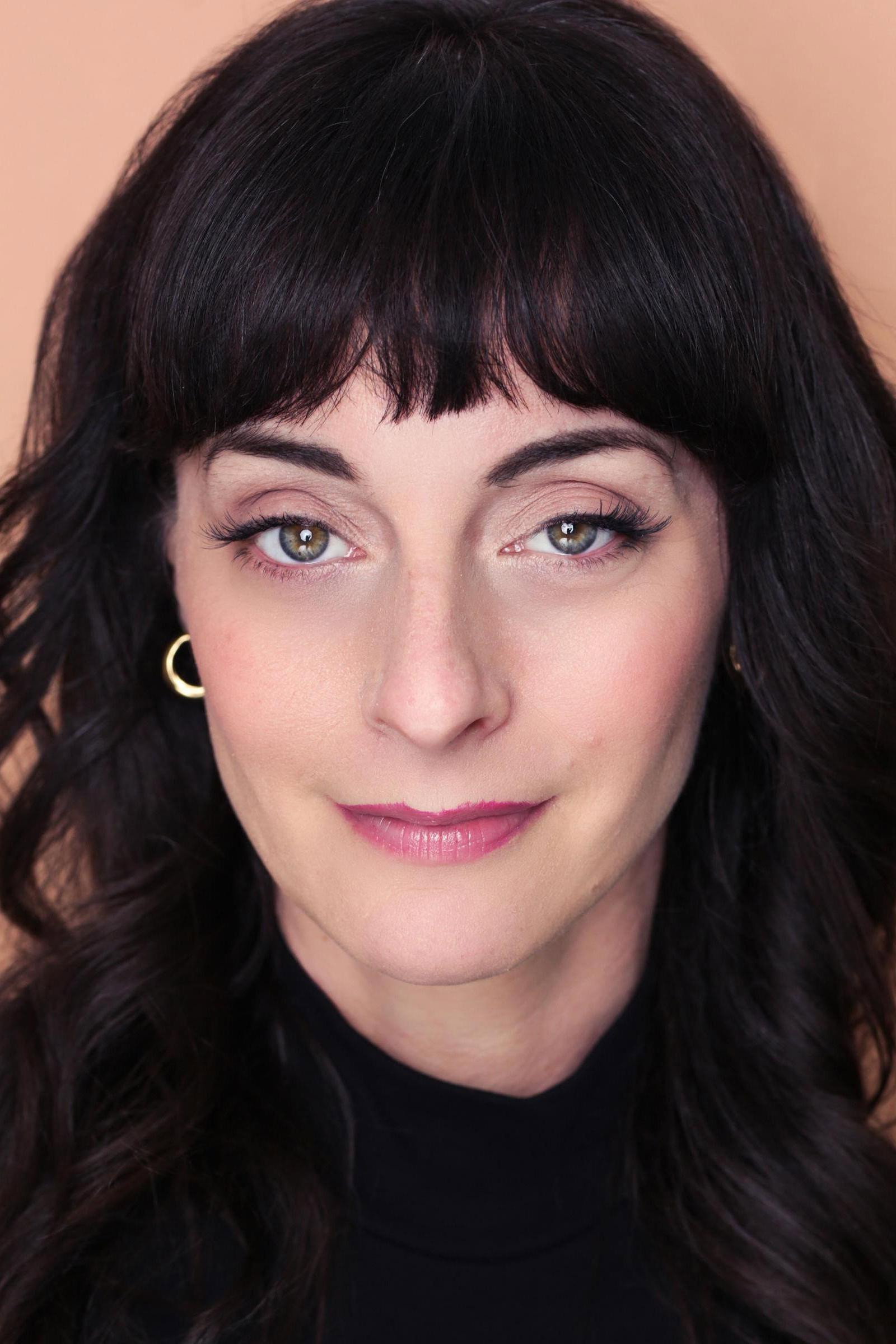 Lindsay Ames as Pam in A Dad for Christmas