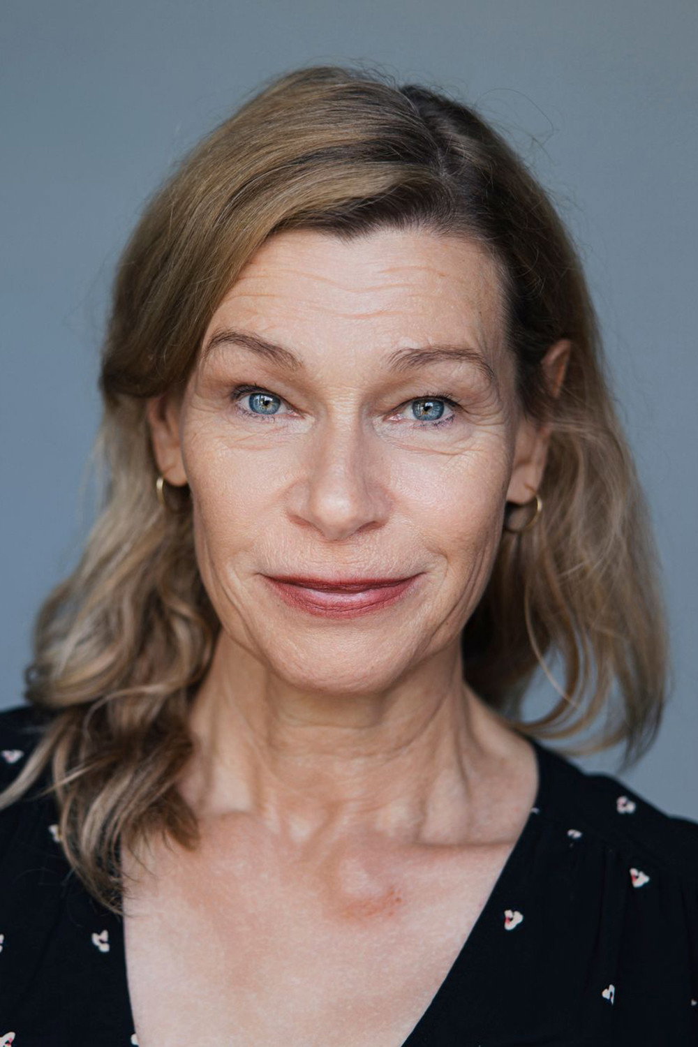 Julia Weden as Monika in Wilder Westerwald