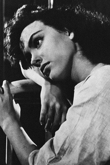 Grace Coppin as Mrs. Mitchell in Lost Boundaries