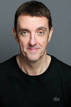 Chris McGlade as Vic in The Old Oak