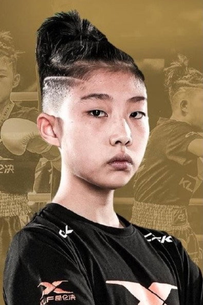 邵正一 as 李童 in Survival
