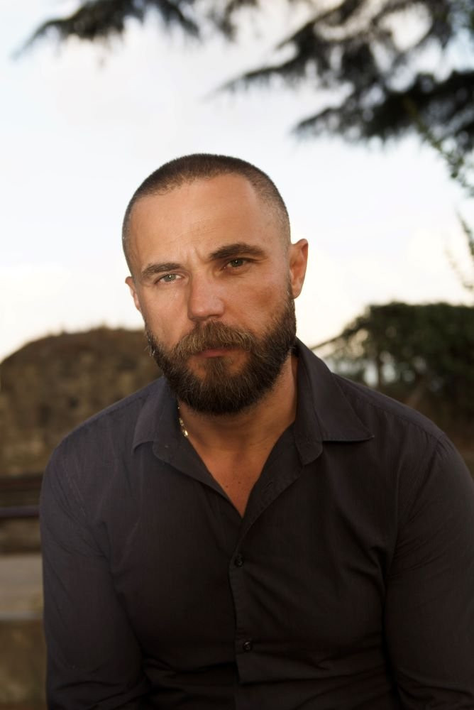 Gerhard Koloneci as Ben in Waterdrop