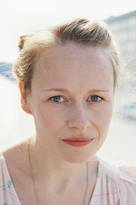 Anja Schneider as Karola in Kruso