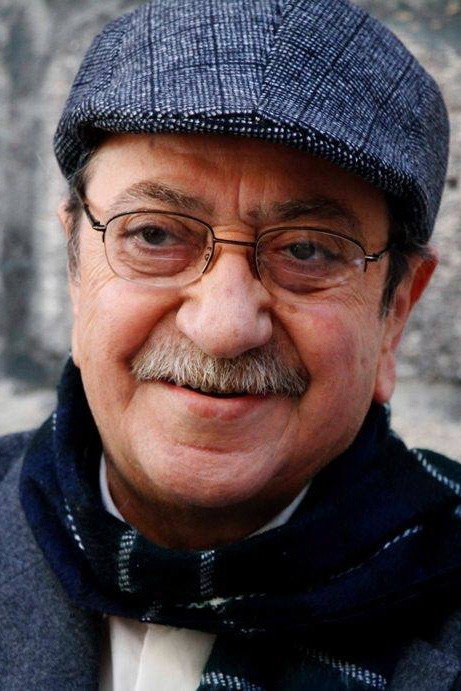 دريد لحام as Ghawar in When Wives Are Absent