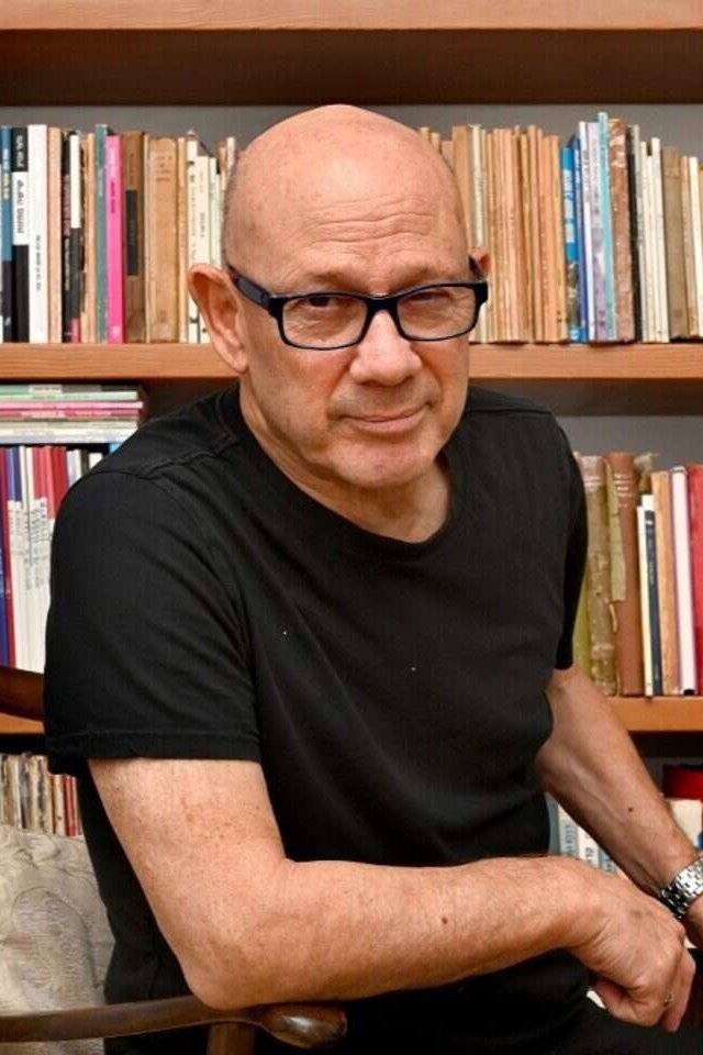 Rami Baruch as Mirchuk in Singer