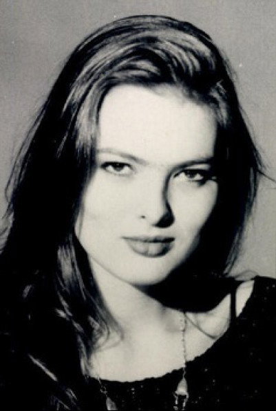 Janna Marangosoff as Angelika in Männer