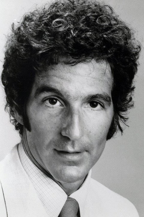 Leonard Frey as Raymond Holyoke in Mr. Smith