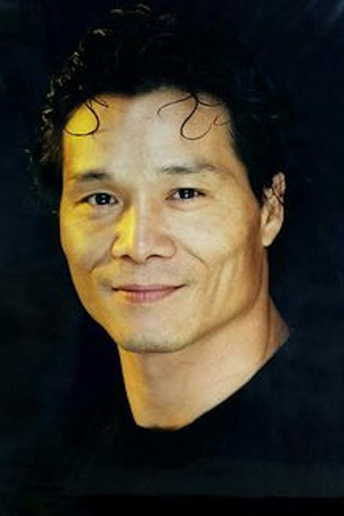 郭追 as Kuo Tsing in Edge of Desire