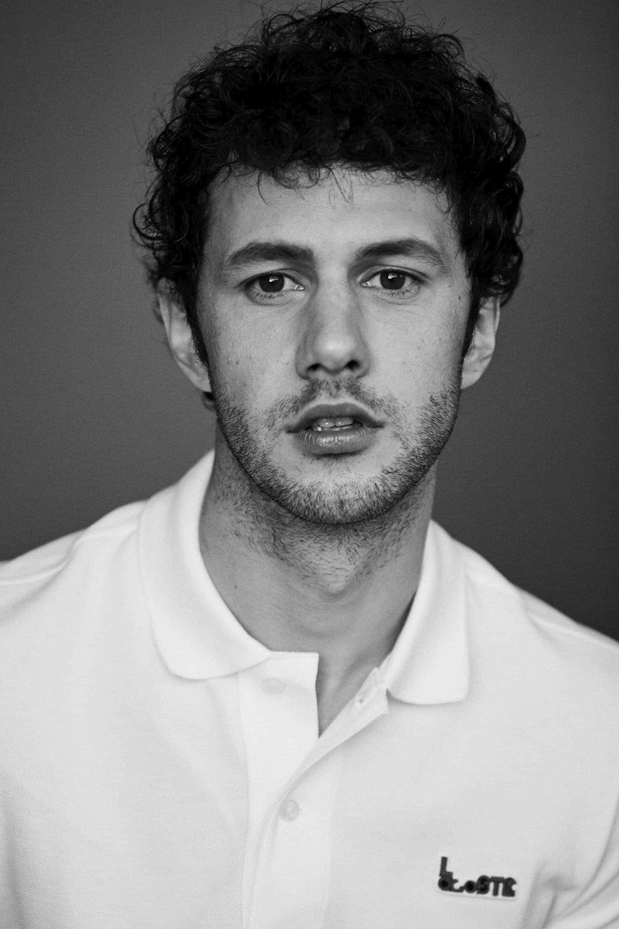 Joe Manjón as Joe in The August Virgin