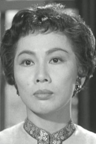 Weng Mu-Lan as Mrs Ho in Back Door