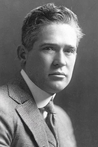 Henry Hall as Dr. George Randall in The Ape Man