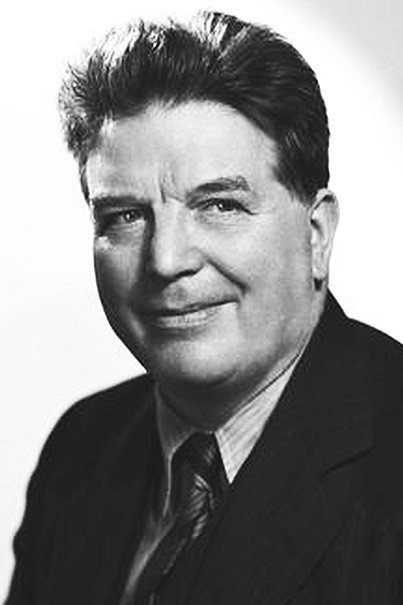 Whitford Kane as Henry Miller in Hide-Out
