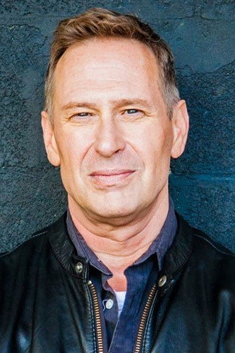 Scott Thompson as Brian in The Larry Sanders Show