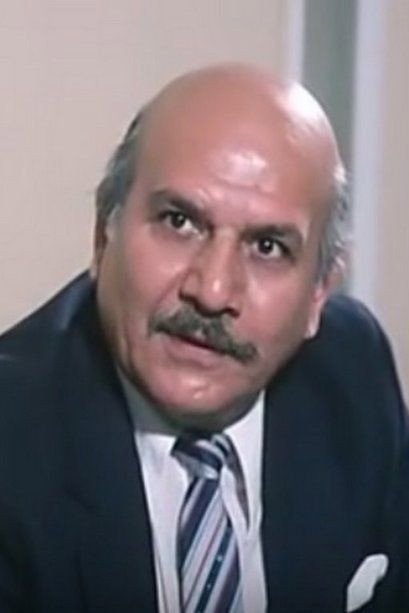 Ezzat ElMashad as security manager in Dantela