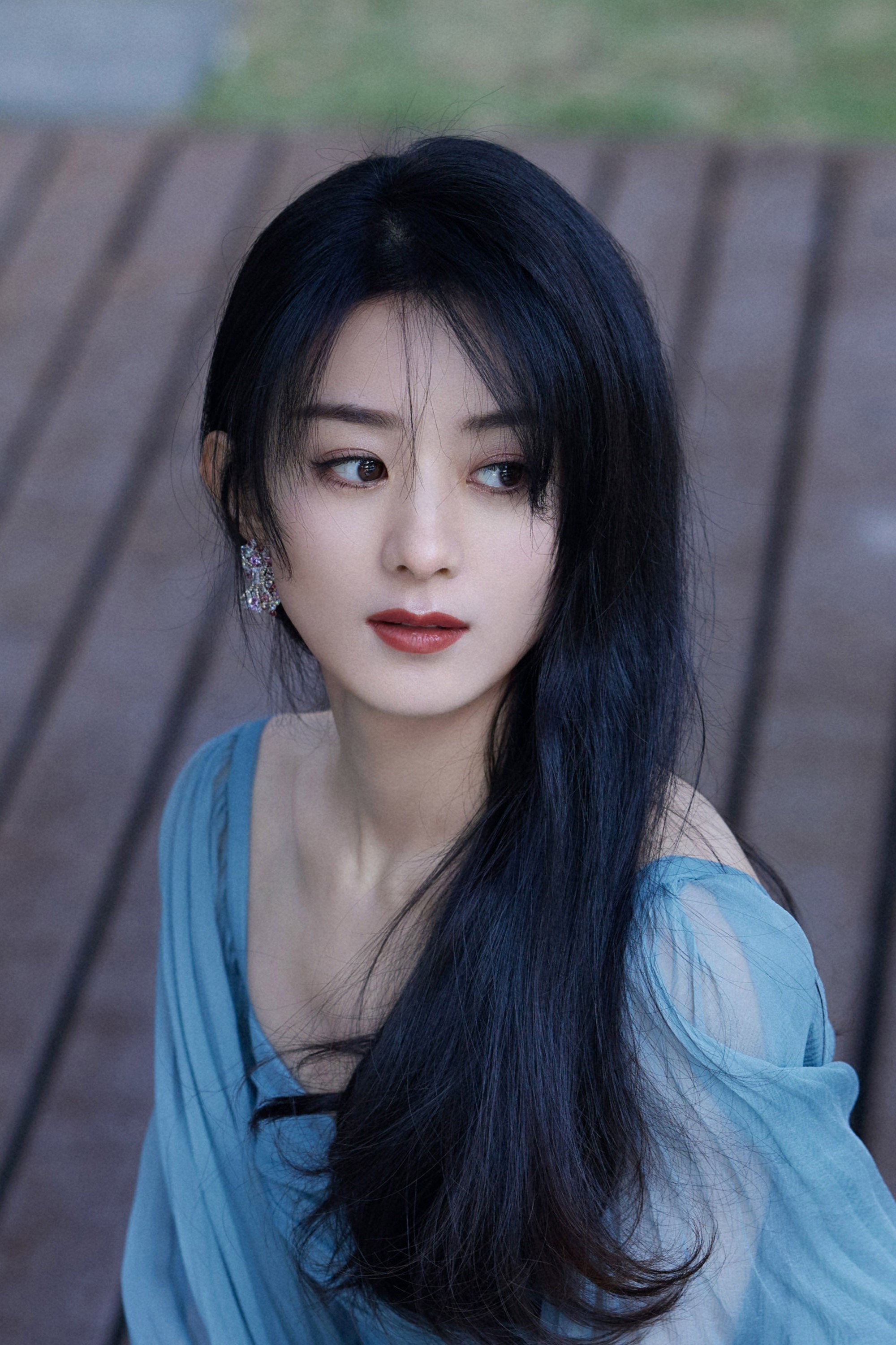 赵丽颖 as 杨若楠 in Lucky Tianbao