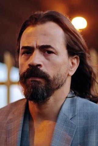 Miguel Moreira as José Quintana in Naked City