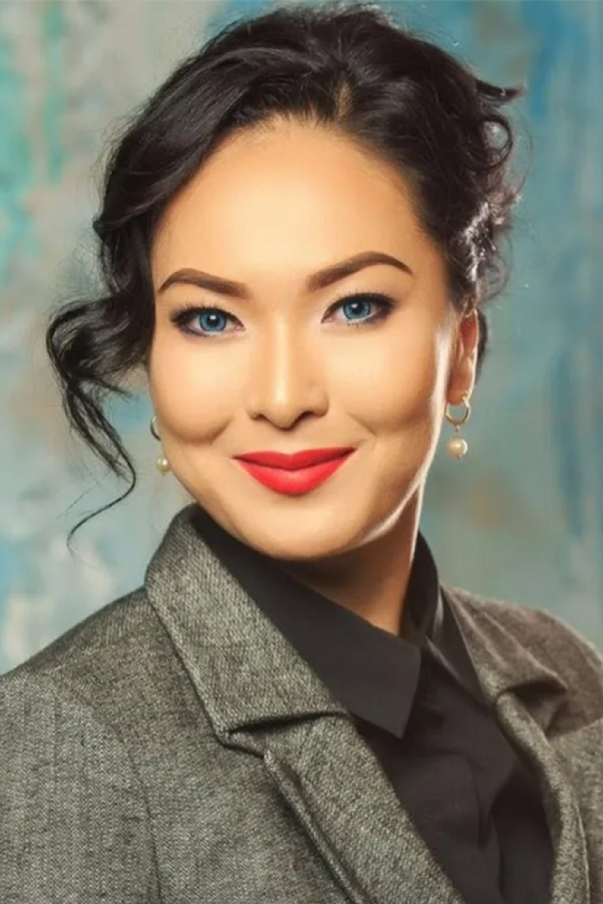 Gulsharat Zhubyeva as Marjan 1, Ghost 2 in M-Agent
