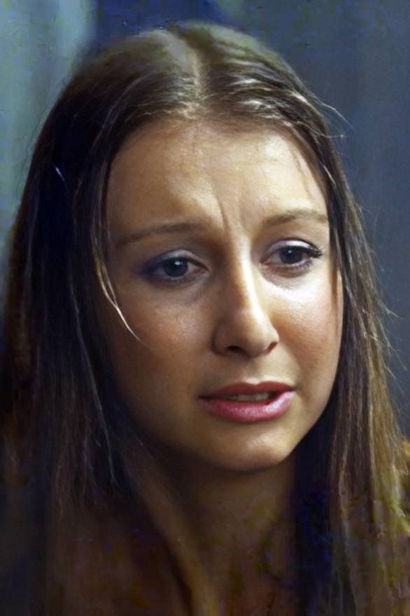 Carla Hoogeveen as Beverley in Inn of the Damned