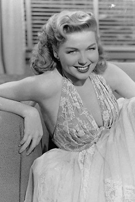 Jane Easton as Bobbie Lane in Jalopy