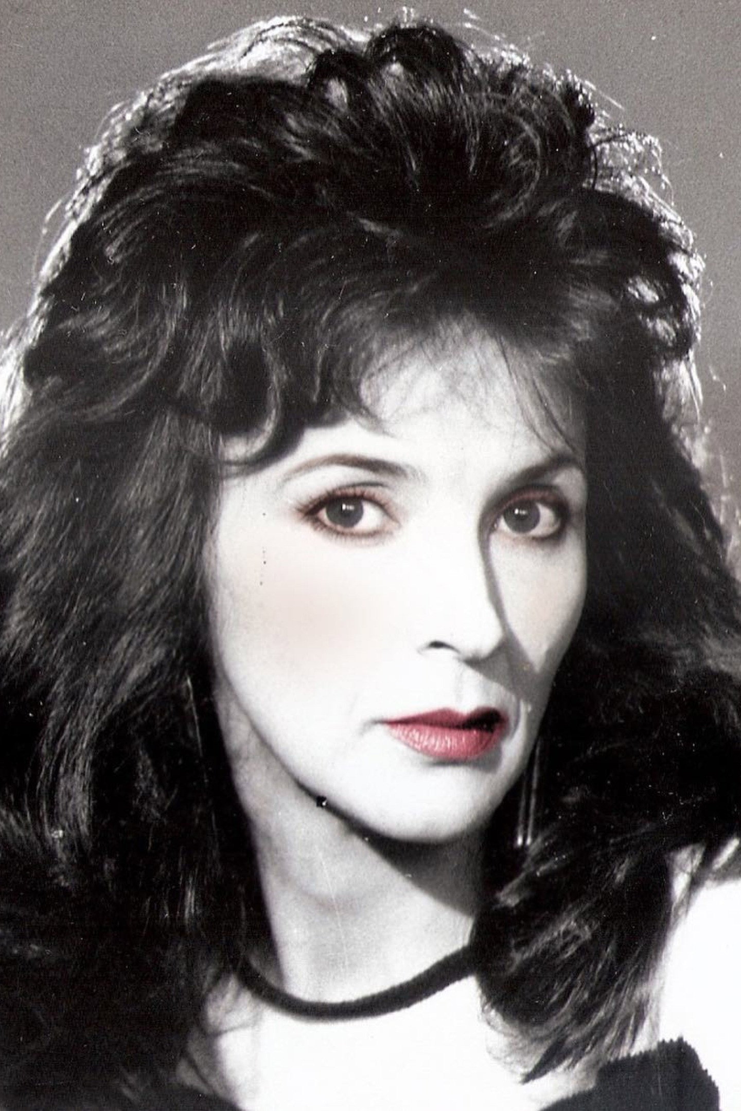 Cléo Ventura as Berenice Castro in Amor e Ódio