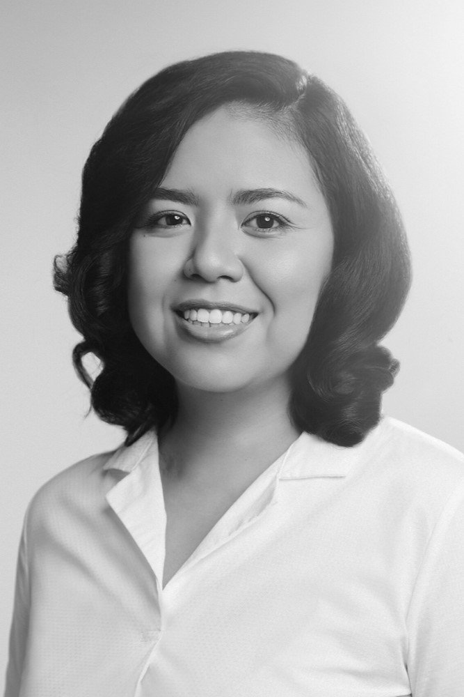 Amanda Simandjuntak as Bu Santoso in Loose