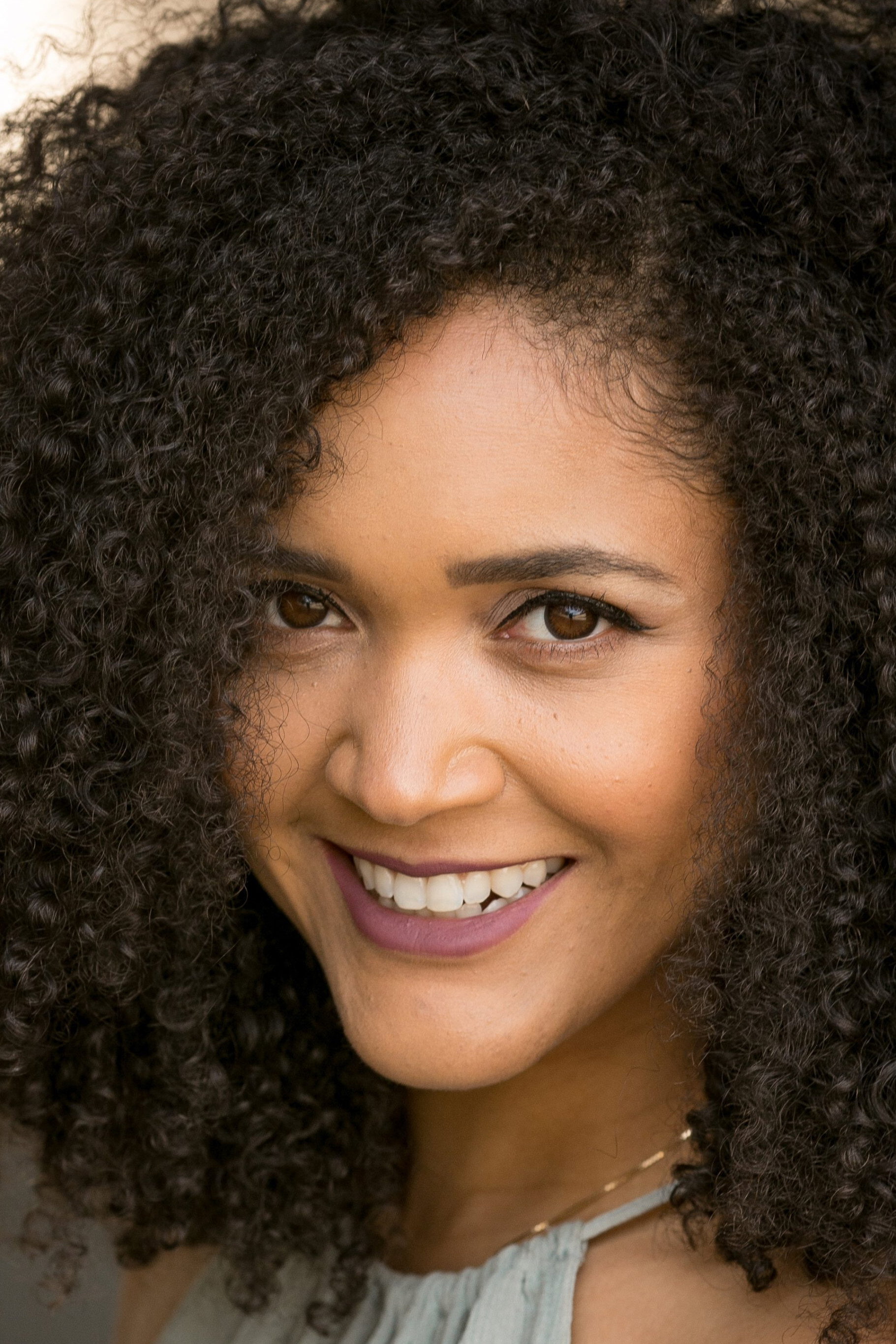 Cindy Fernandez-Nixon as AnnaMaria in Craig Quits His Day Job