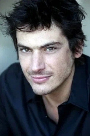 Junior Rondinaud as Eric Joly in Interpol