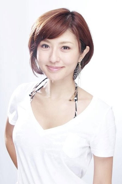 宮内知美 as Long-haired woman in Ghost Gate