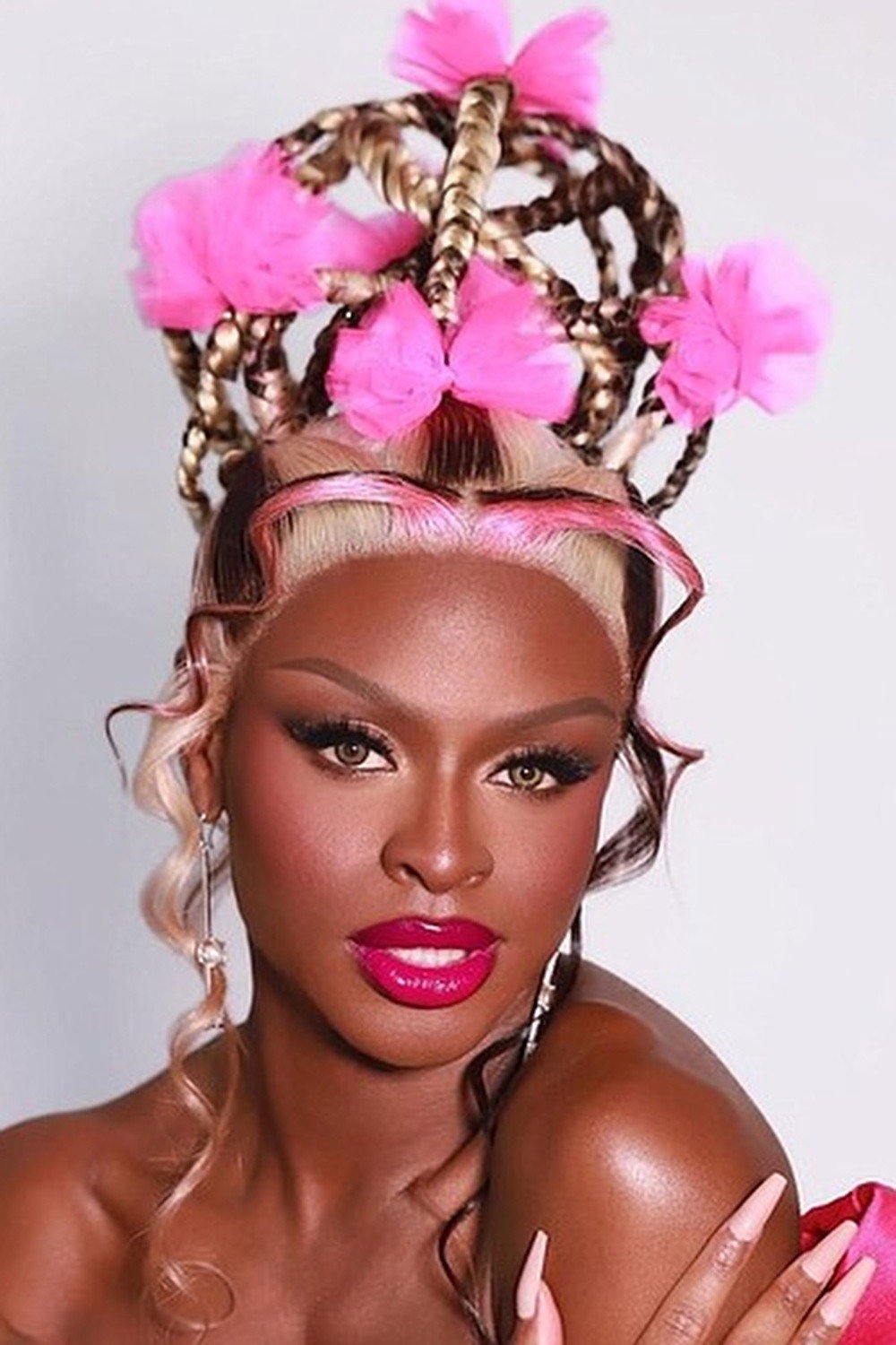 Symone as Self in Avalon TV