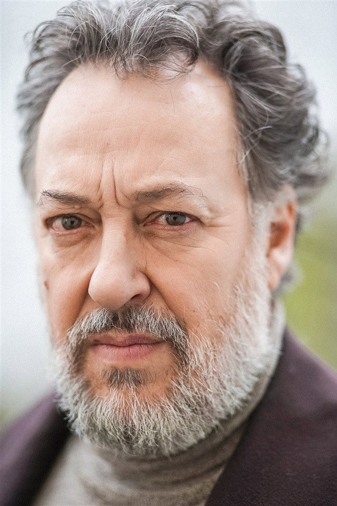 Jean-Henri Compère as Patrick in Under the Stars of Paris