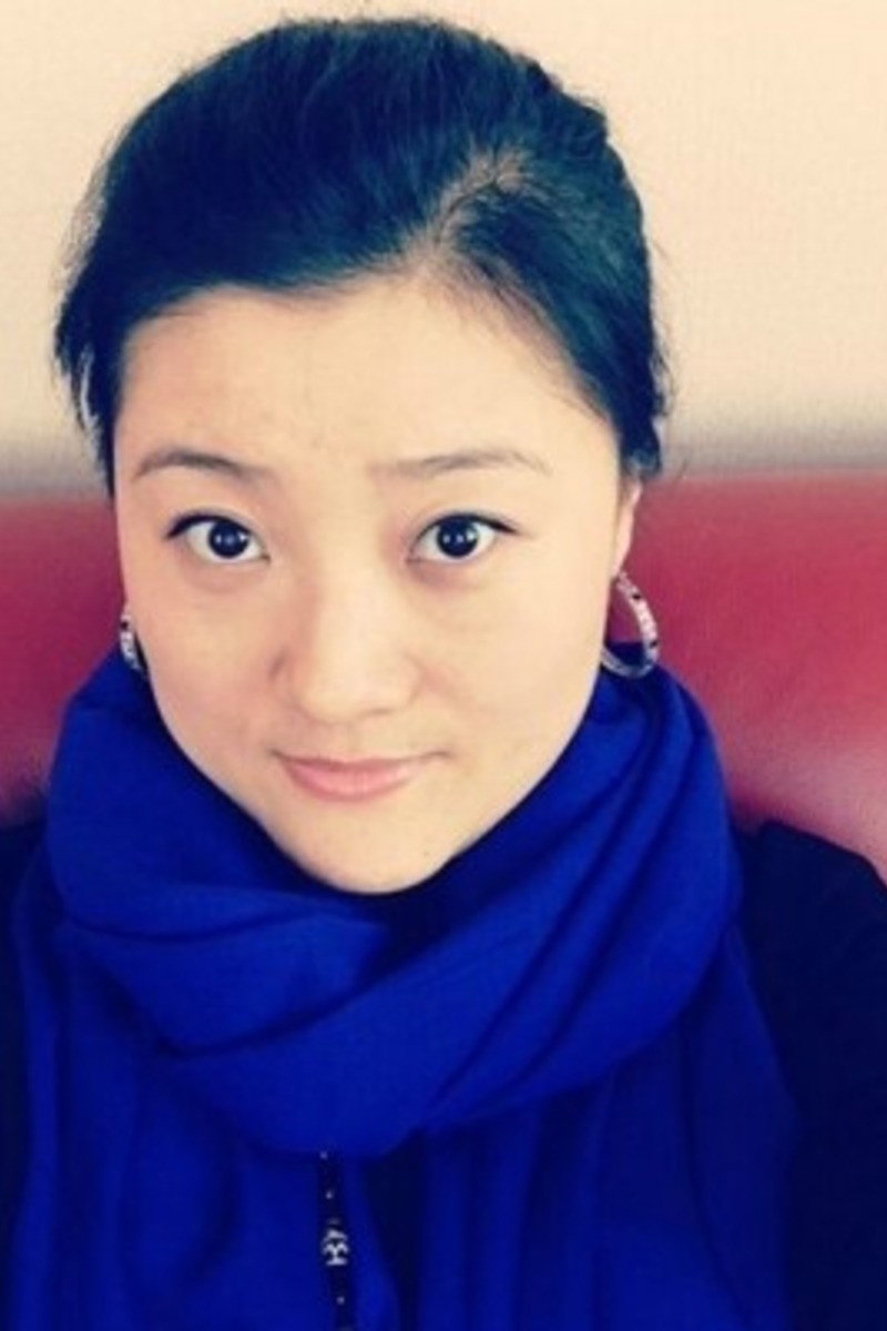 Ge Shan Shan as Bai Xiao'e in Let's Go