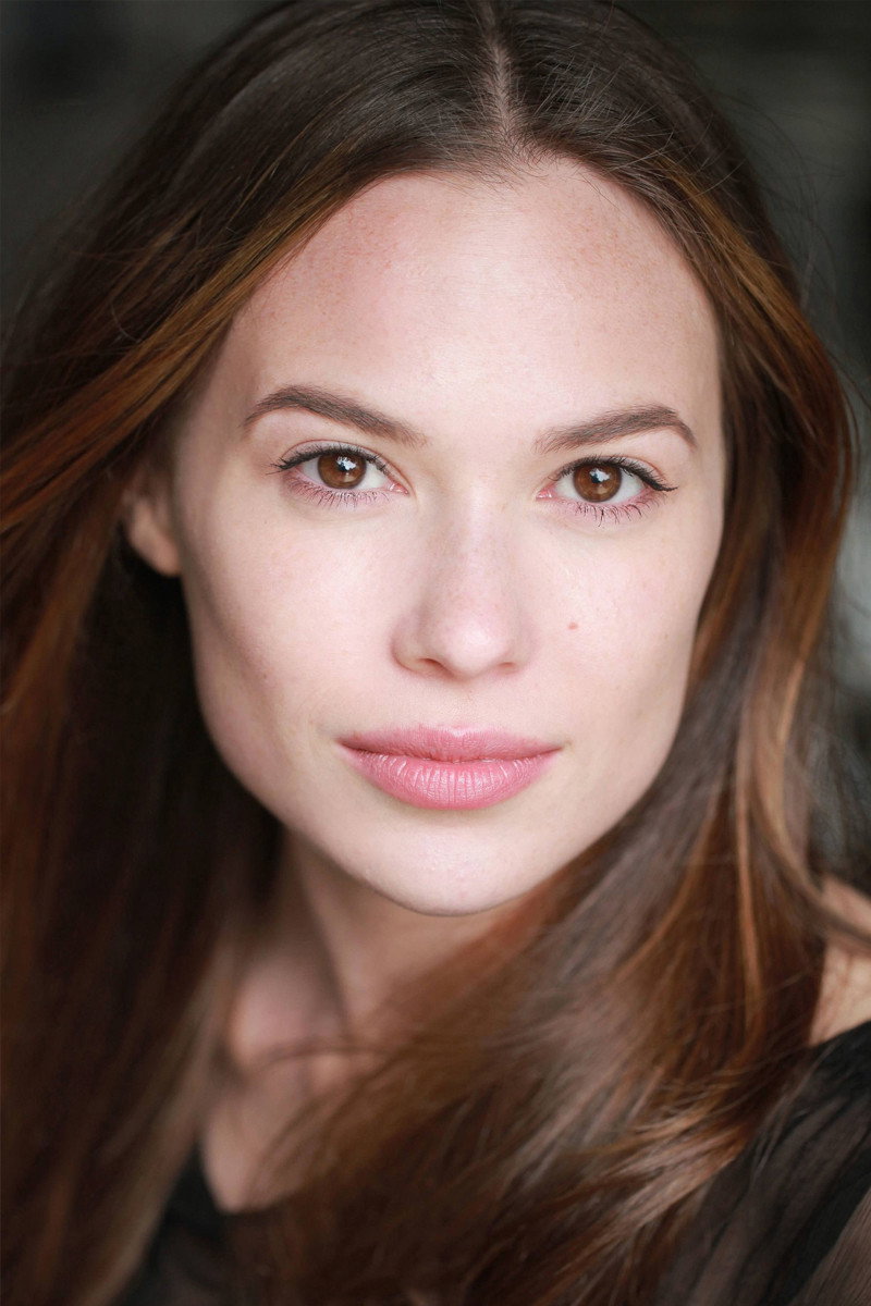 Celina Sinden as Layna in The Retreat