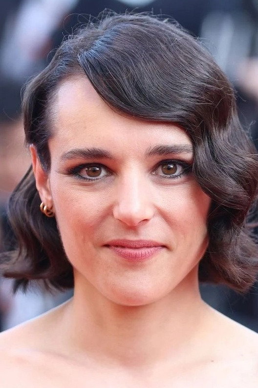 Jehnny Beth as Eve in Split