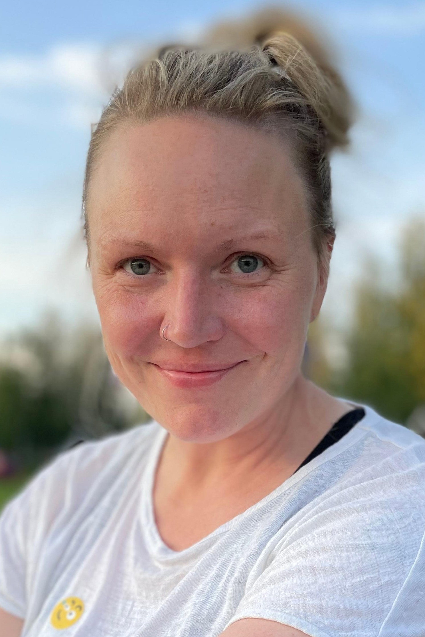 Nuppu Koivu as Mirja in The Other Side of Hope